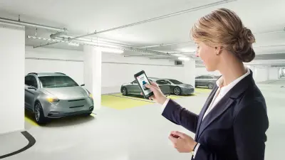 Al usar la transmisión de datos con un bloqueo de seguridad digital integrado, el smartphone del propietario se identifica con precisión. 